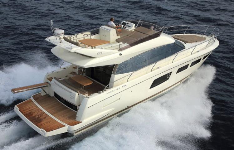 Azimut 70'
