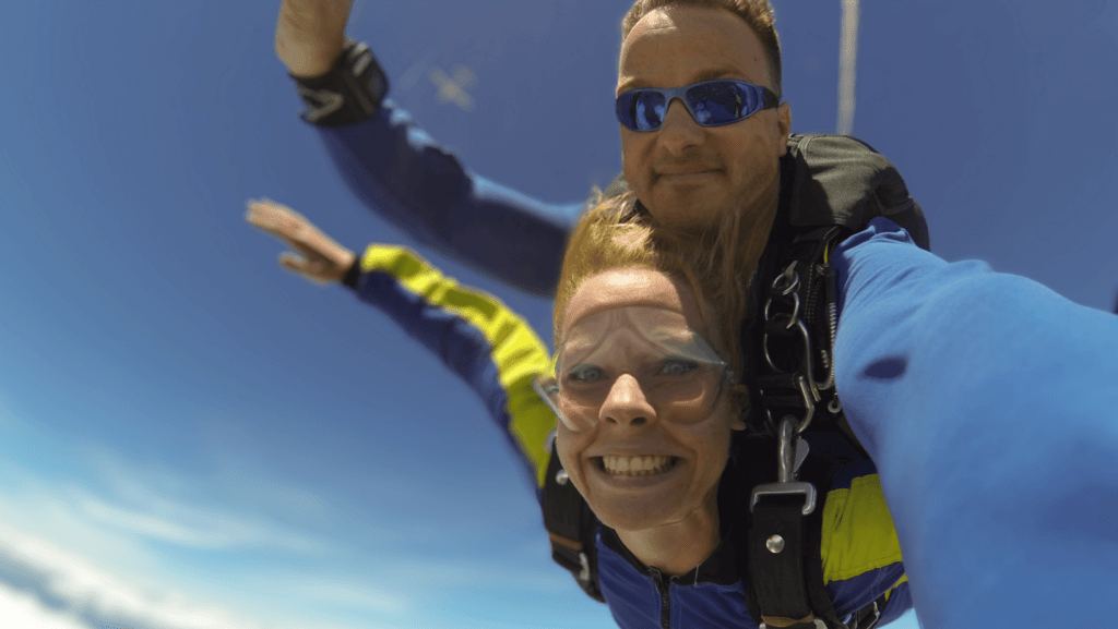 skydiving in cartagena