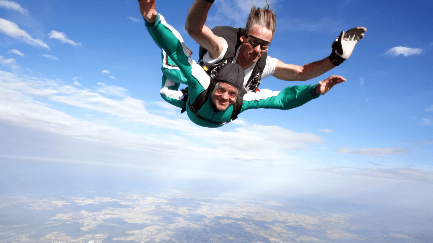 skydiving in cartagena