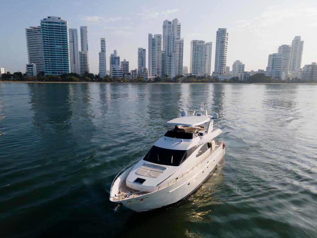Yacht Roma