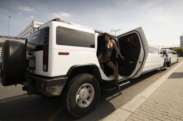 Limo-Party-Bus-Rent-Cartagena-Bachelor-Party-03 Limo-Party-Bus-Rent-Cartagena-Bachelor-Party-03
