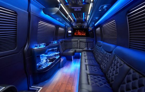 Limo-Party-Bus-Rent-Cartagena-Bachelor-Party-06