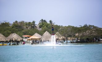 Playa-Cholon-Isla-Baru-Tour-Cartagena-Colombia-15