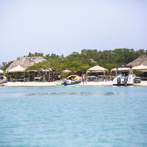 Playa-Cholon-Isla-Baru-Tour-Cartagena-Colombia-19